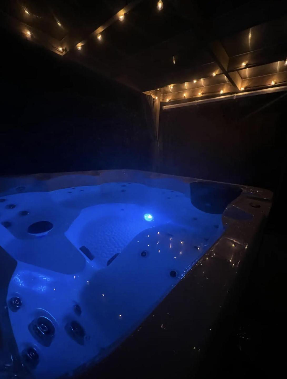 Hot Tub, Free Parking, Near Shops & Restaurants, Location 1M To City Jesmond 외부 사진